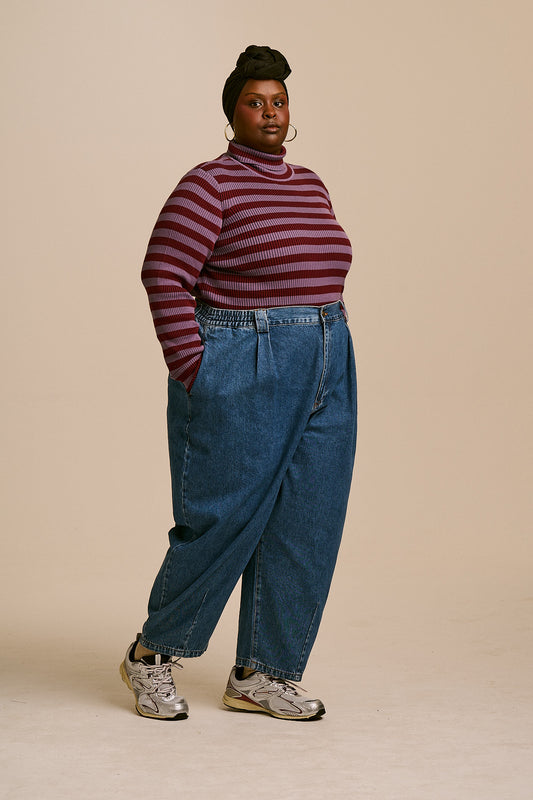Ashby - Denim Barrel Leg Jeans in Mid Wash New Fit