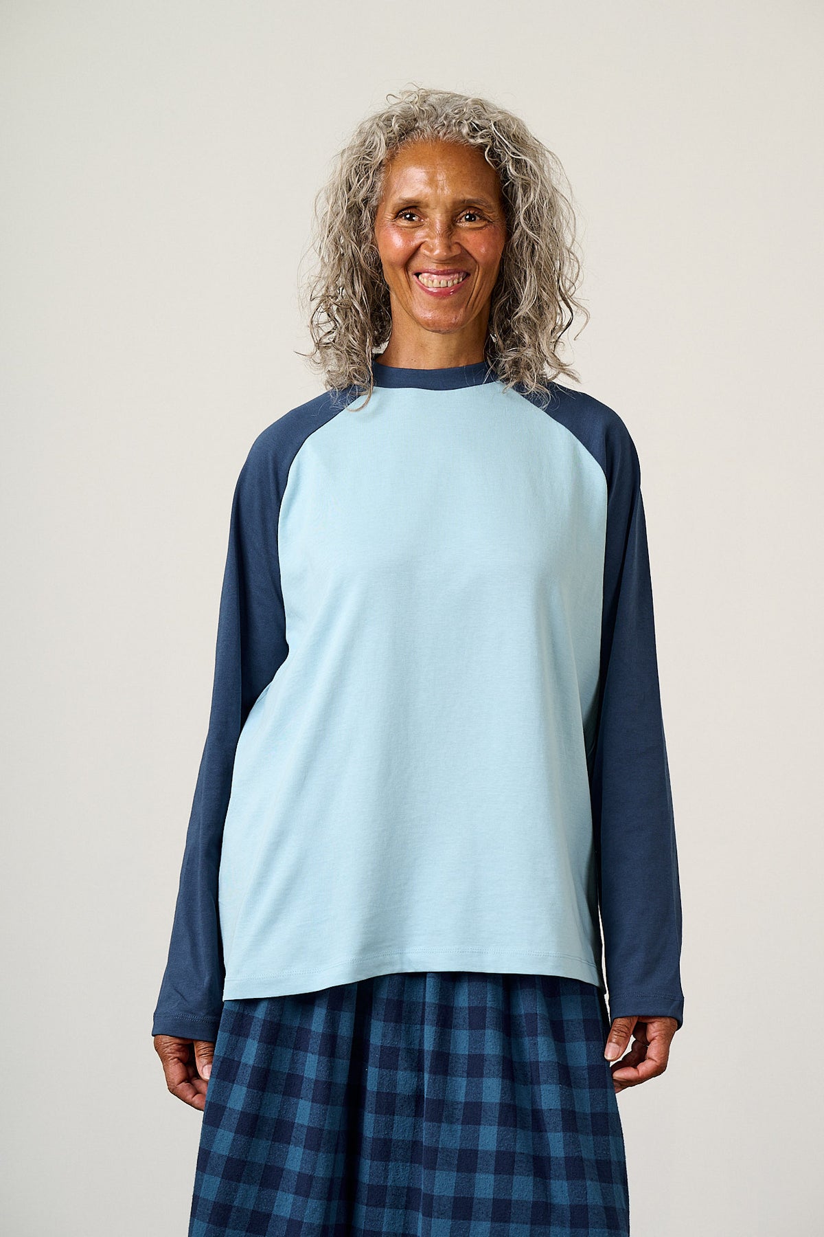 Bennett - Oversized Organic Cotton Raglan Tee in Blue (IMPERFECT)