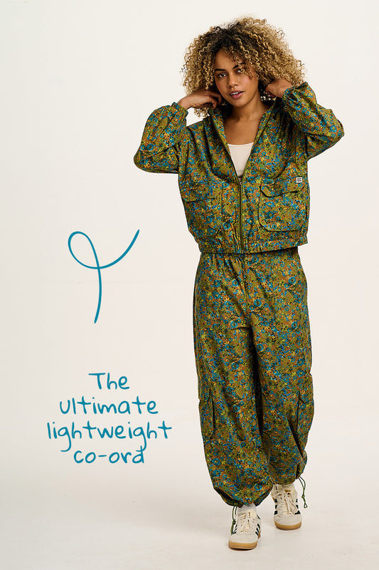 Jai - Lightweight Cotton Jacket in Green Trix Floral Print