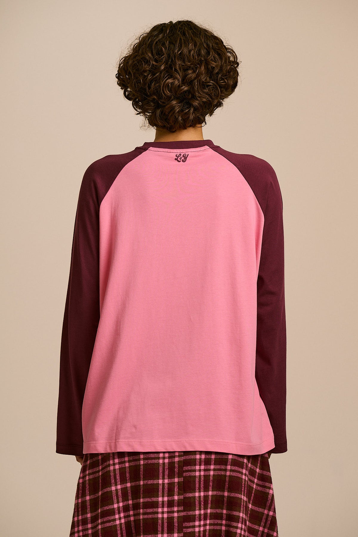 Bennett - Oversized Cotton Raglan T-Shirt in Pink & Burgundy (IMPERFECT)
