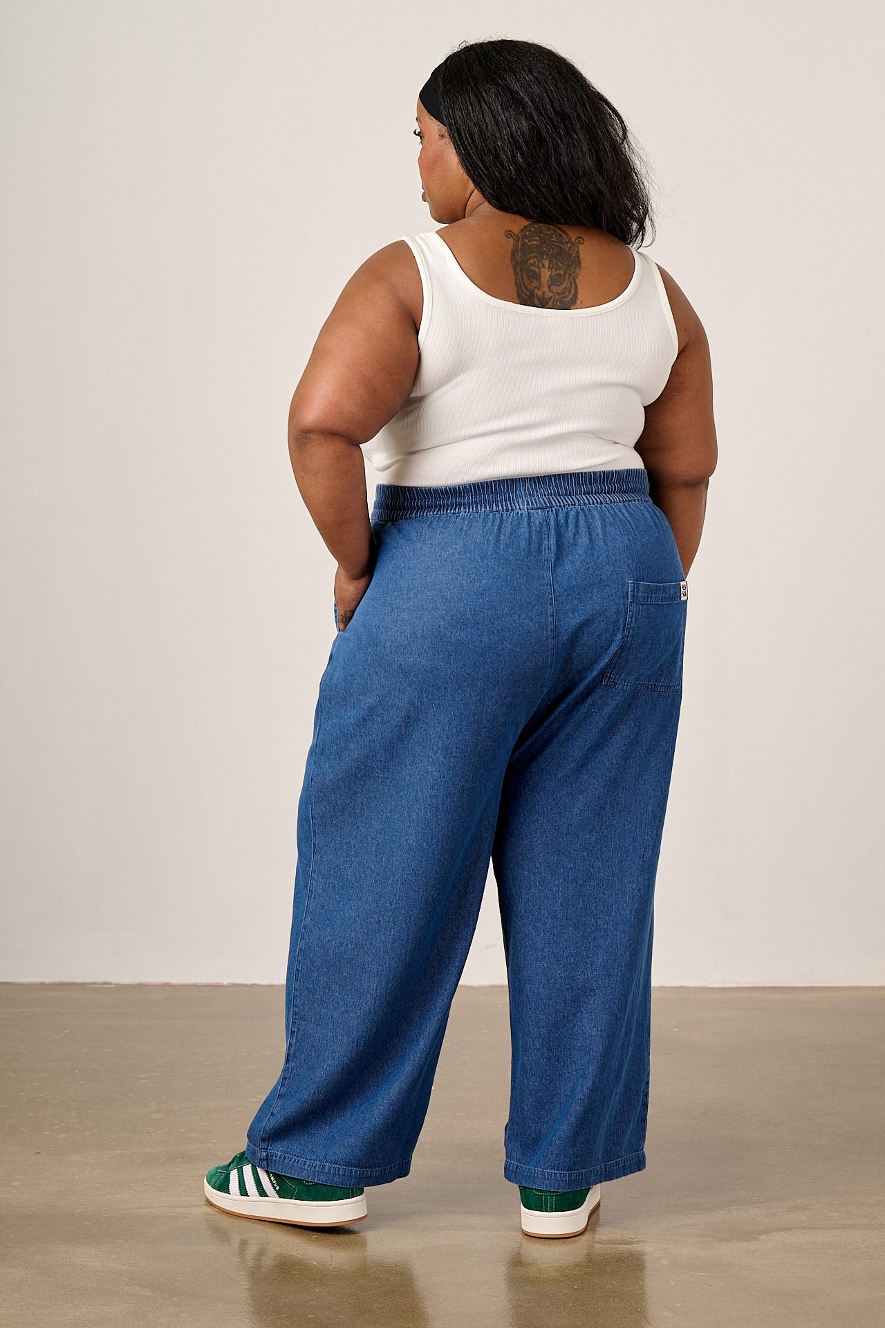 Chuck - Wide Leg Denim Trousers in Mid Wash Blue