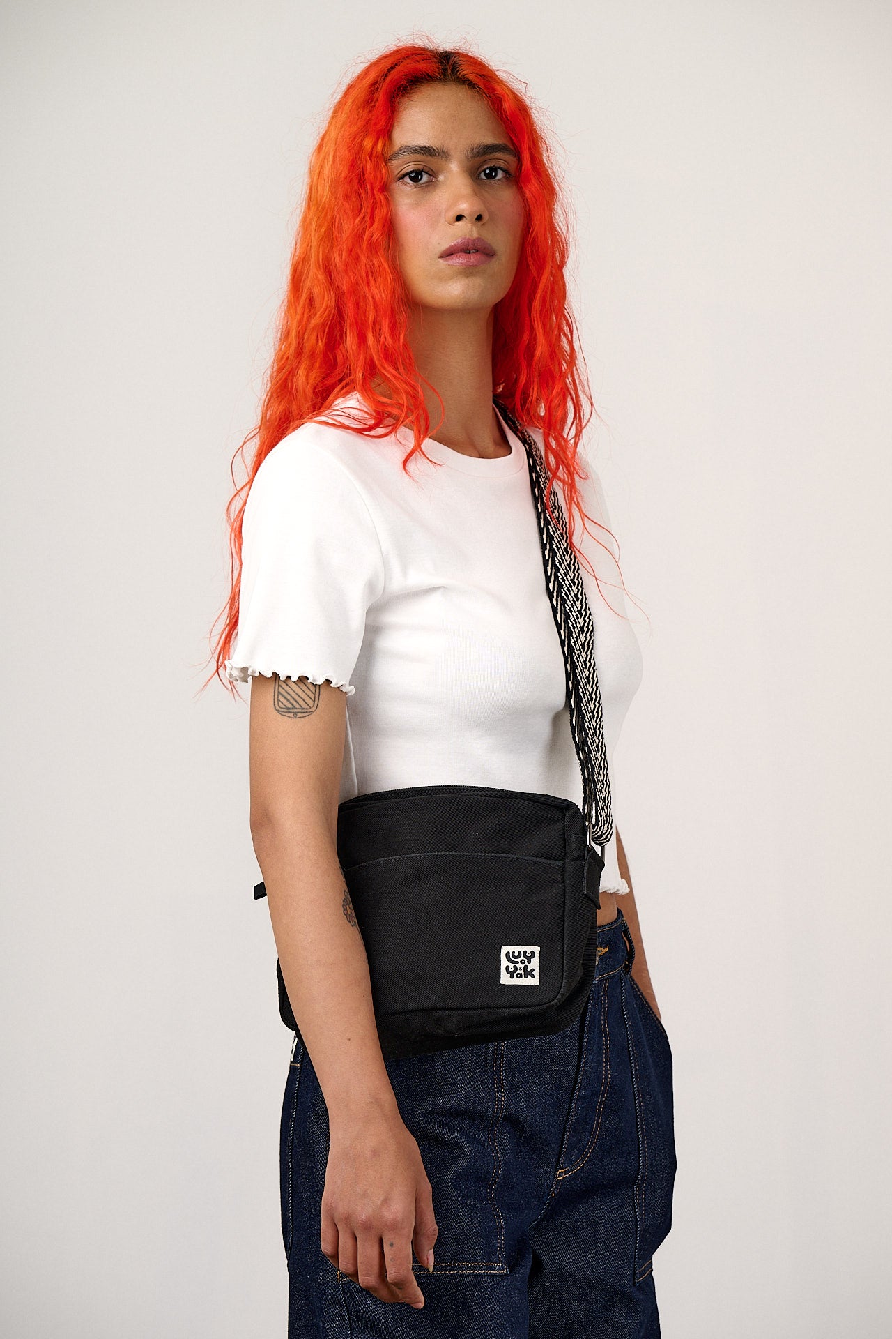 Dara - Cotton Crossbody Bag in Black