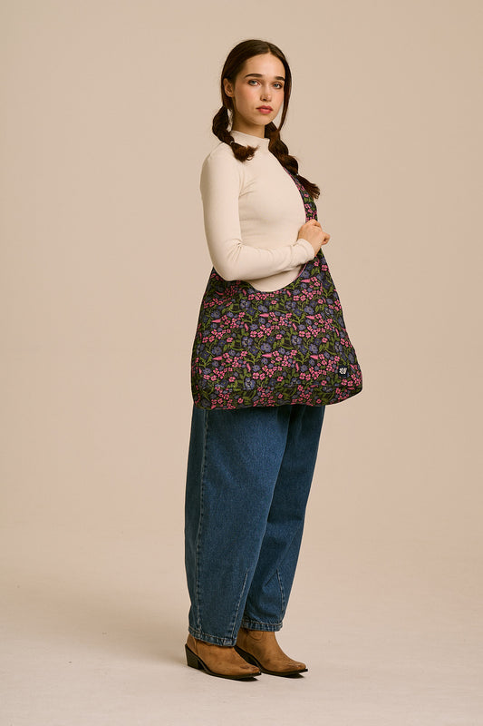 Elas - Tote in Grunge Ditsy Floral