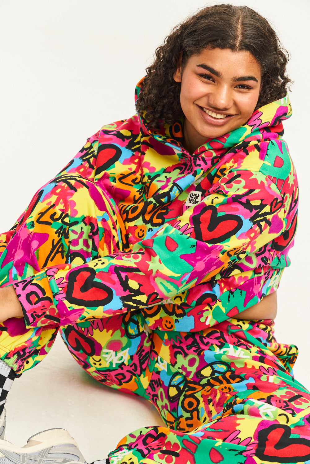 L.E. Jamie Jogger: ORGANIC COTTON - Graffiti