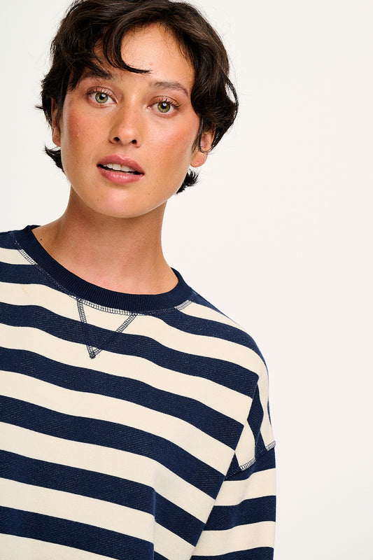 Kai - Midweight Cotton Crew Neck Sweatshirt in Navy & Ecru