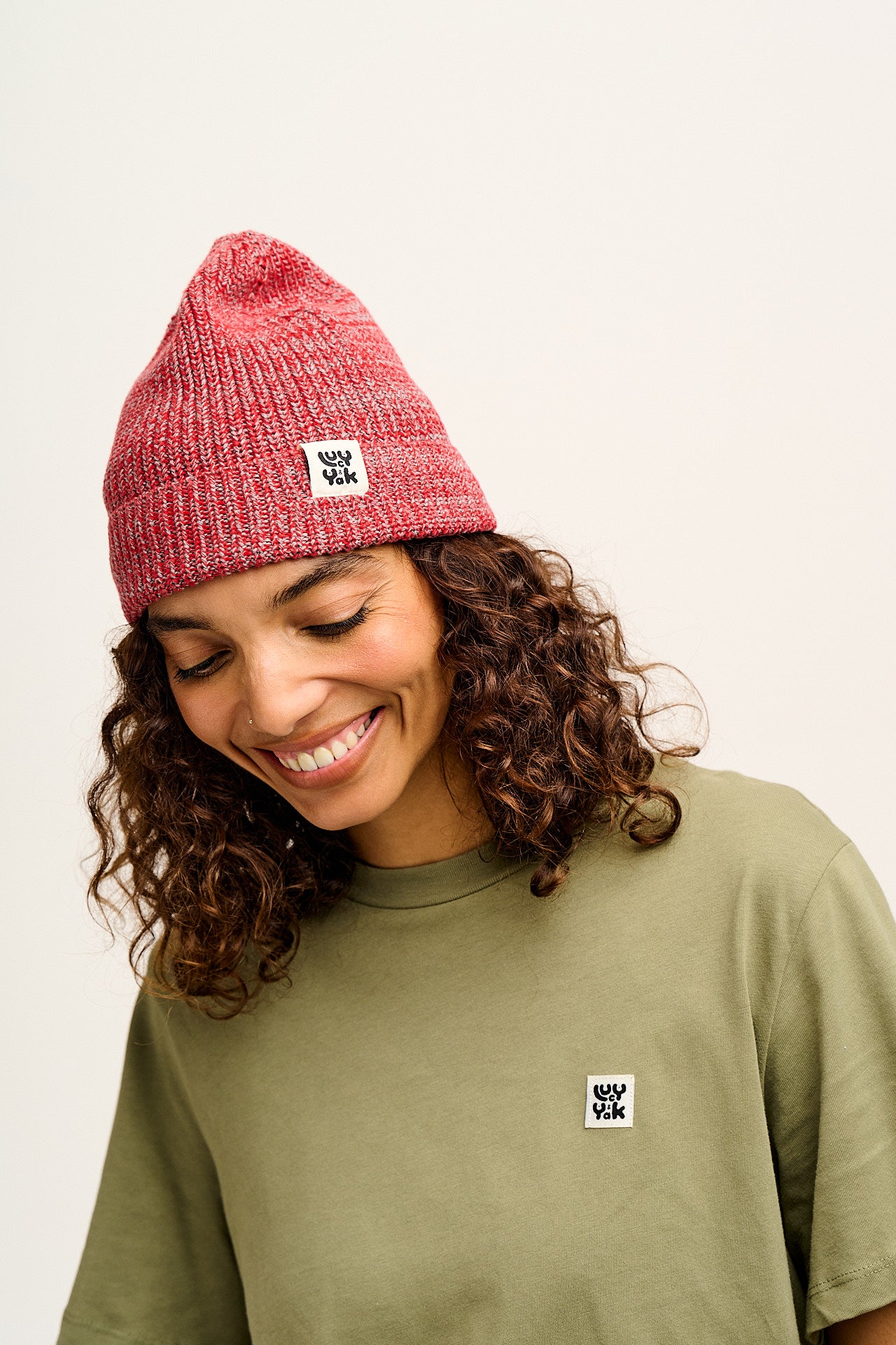Luca - Knitted Cotton Beanie in Red