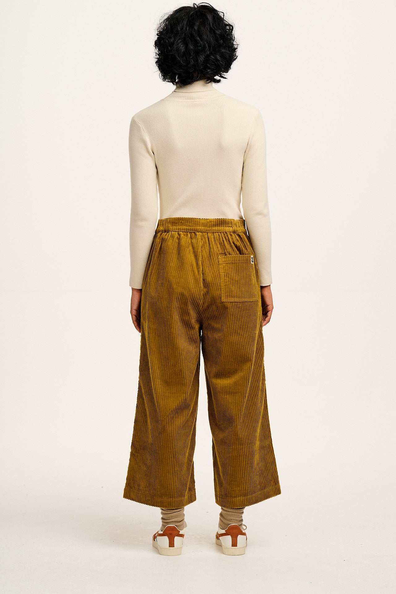 Halston - Wide leg Corduroy Trousers in Dark Mustard