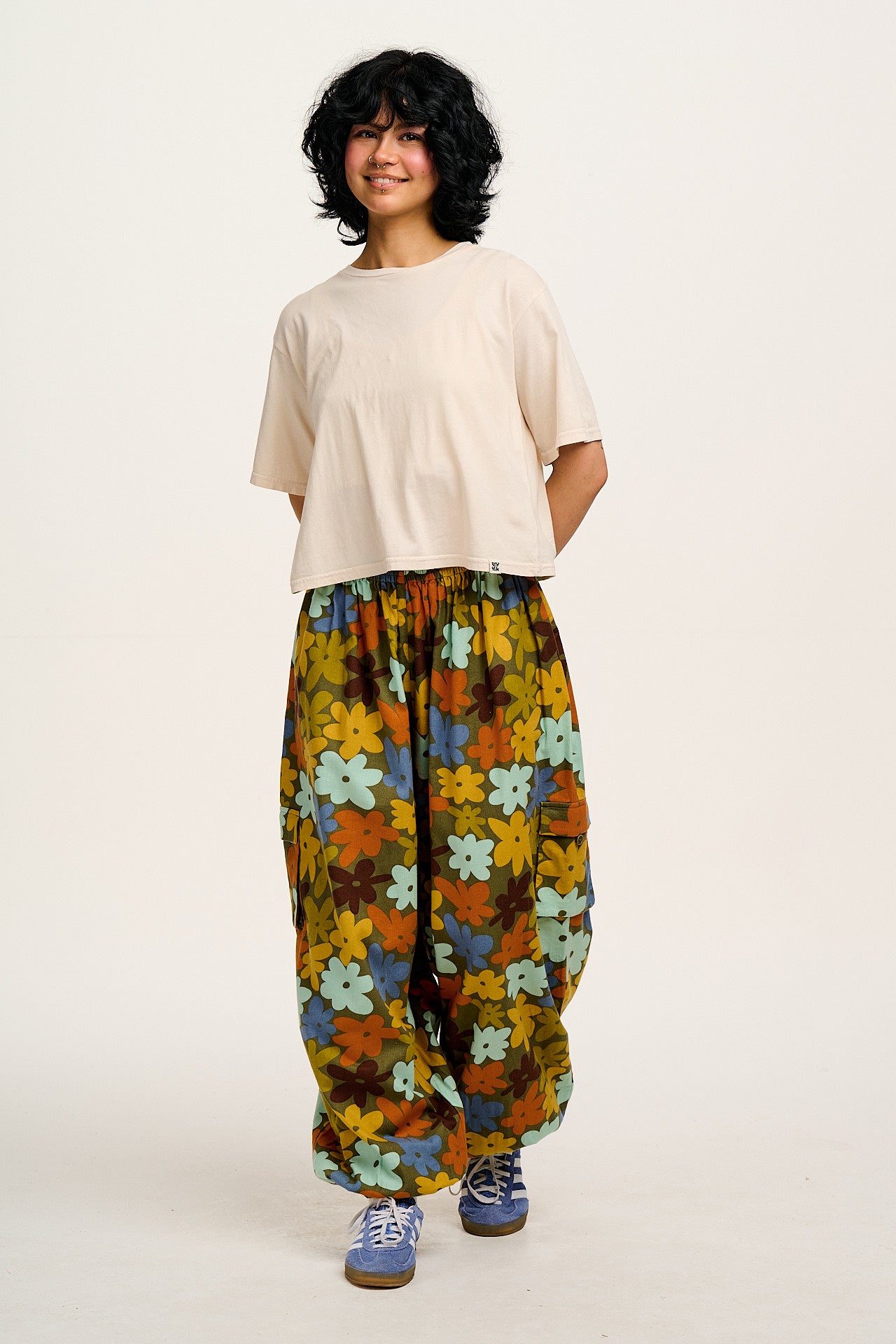 Rumi - Cargo Brushed Cotton Trousers in Bubble Floral Print
