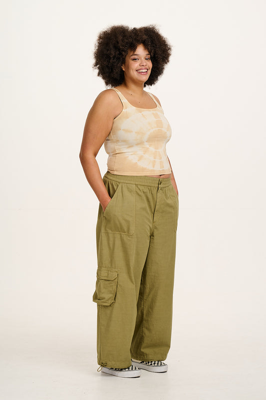 Caton - Cotton Cargo Trousers in Herb Garden Green
