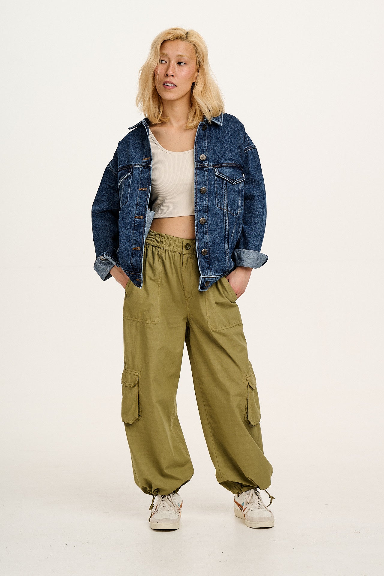 Caton - Cotton Cargo Trousers in Herb Garden Green