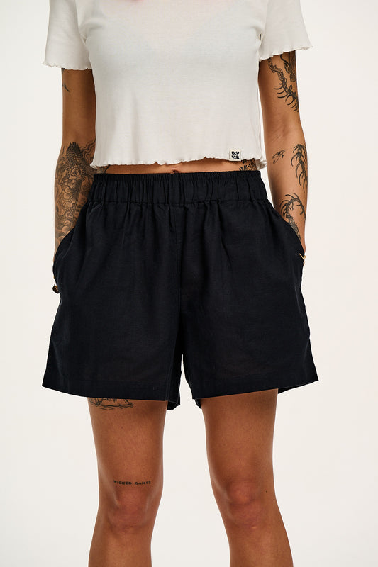 Jessie - Cotton & Linen Shorts in Black