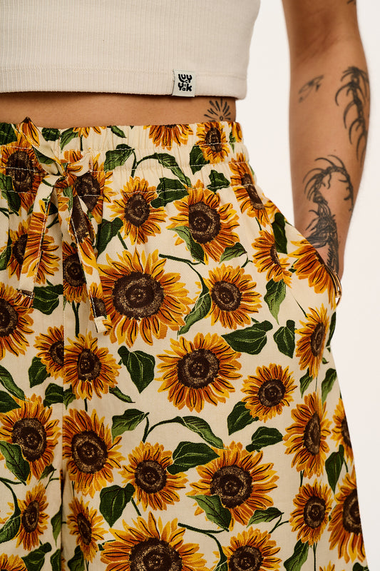 Charlie - Cotton Shorts in Cream Sunflower Print