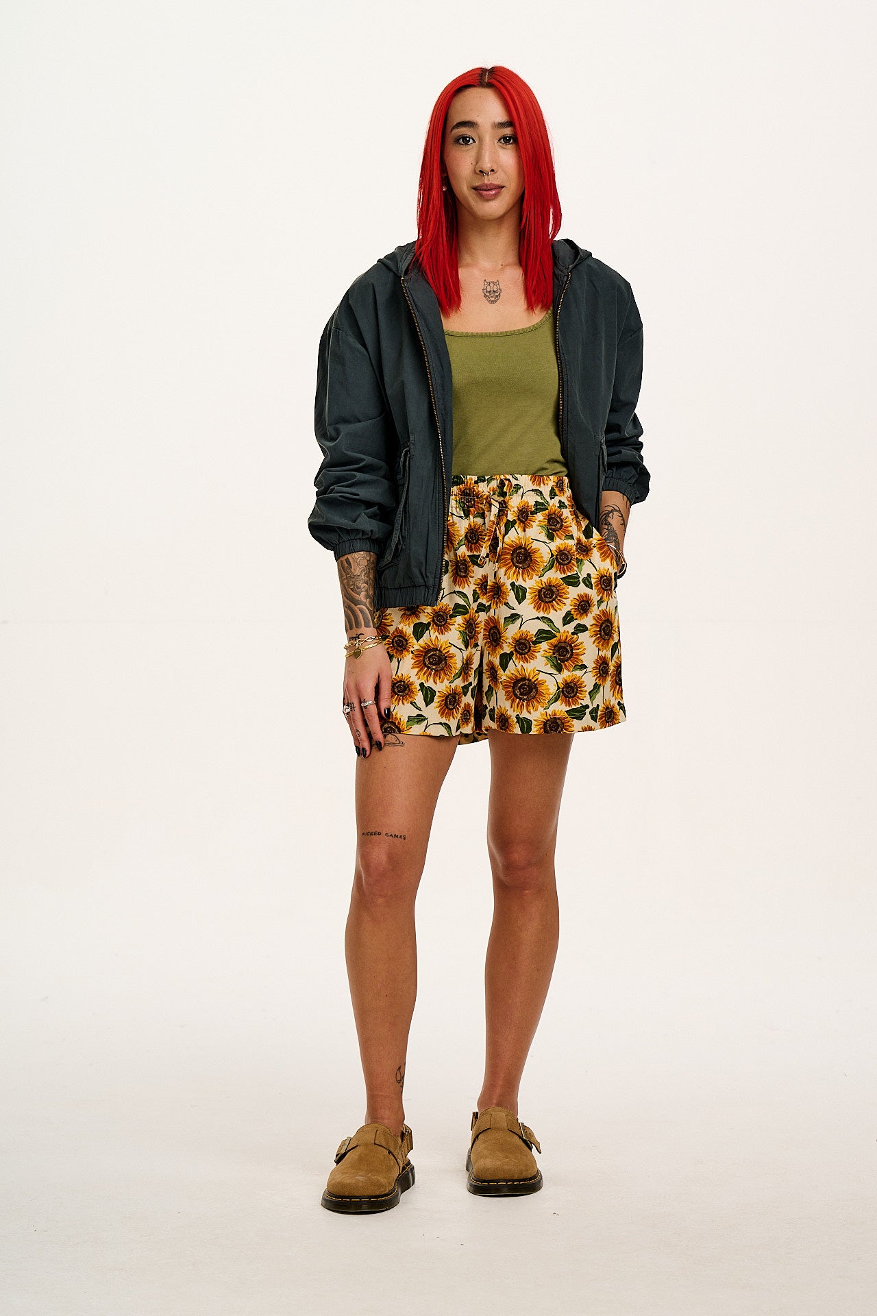 Charlie - Cotton Shorts in Cream Sunflower Print