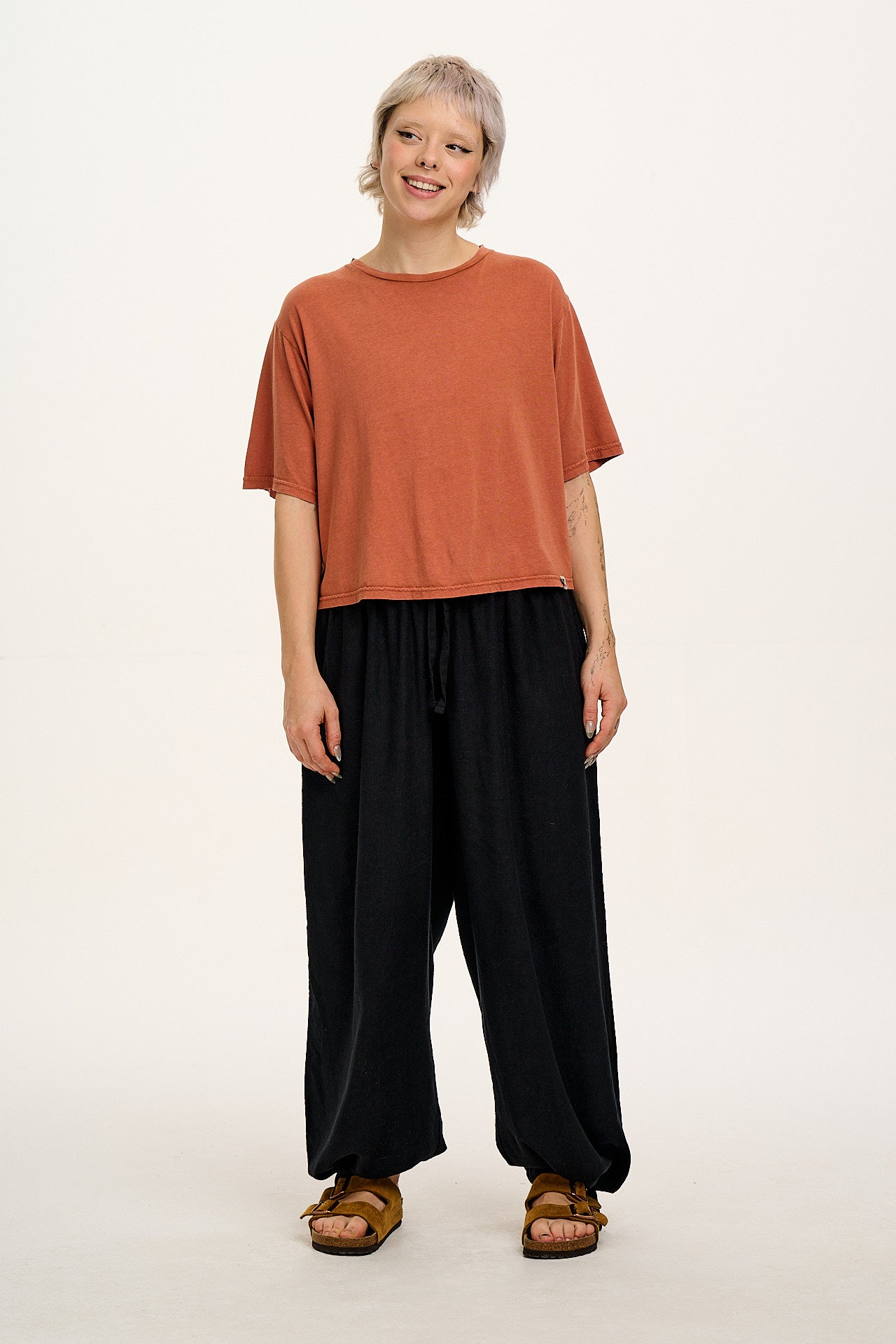 Mylo - Wide Leg Trousers in Black