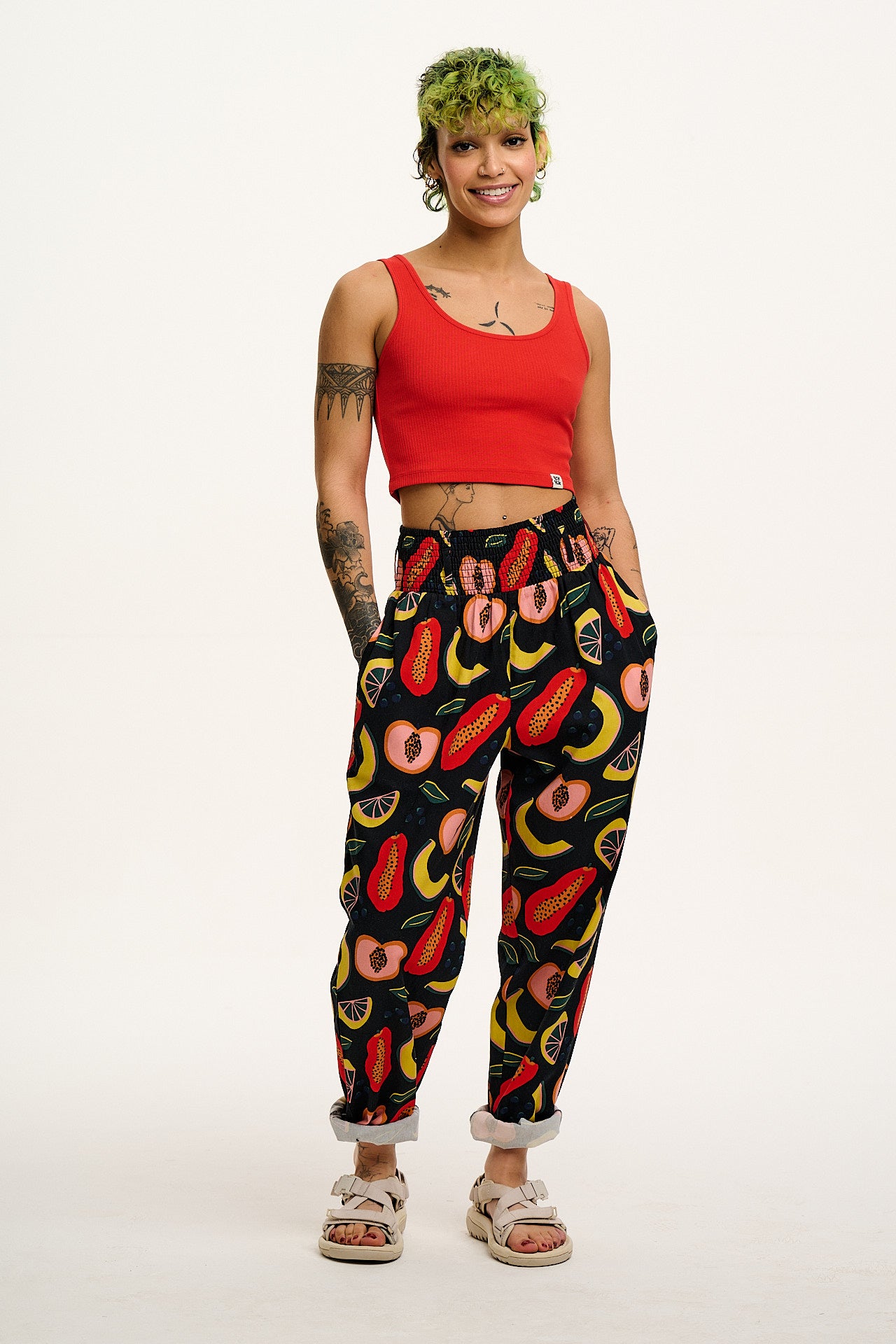 L.E. Alexa - Cotton Trousers in Black Fruit Salad Print