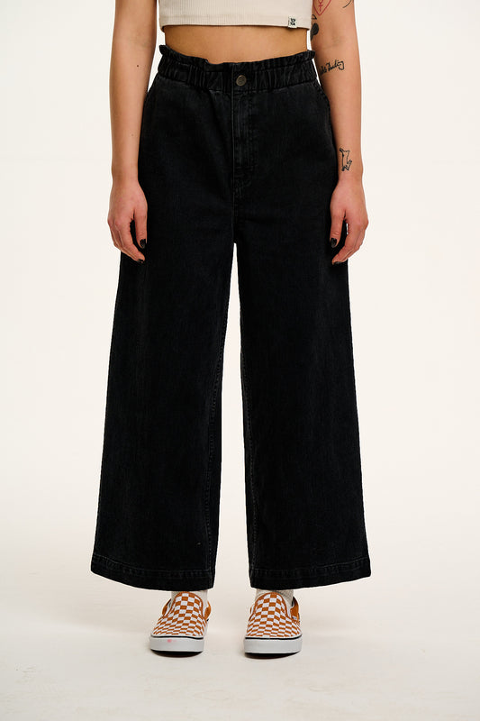 Cody - Paper Bag Jeans in Black Denim