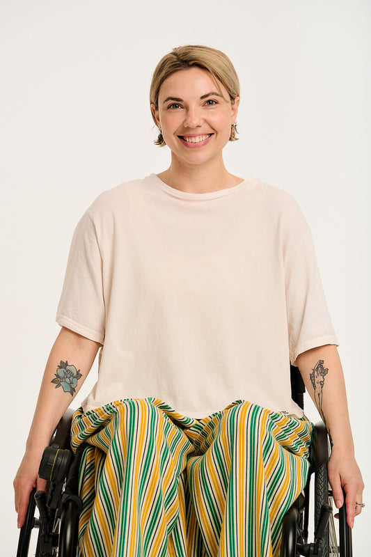 Zayla - Cropped Boxy T-Shirt in Ecru