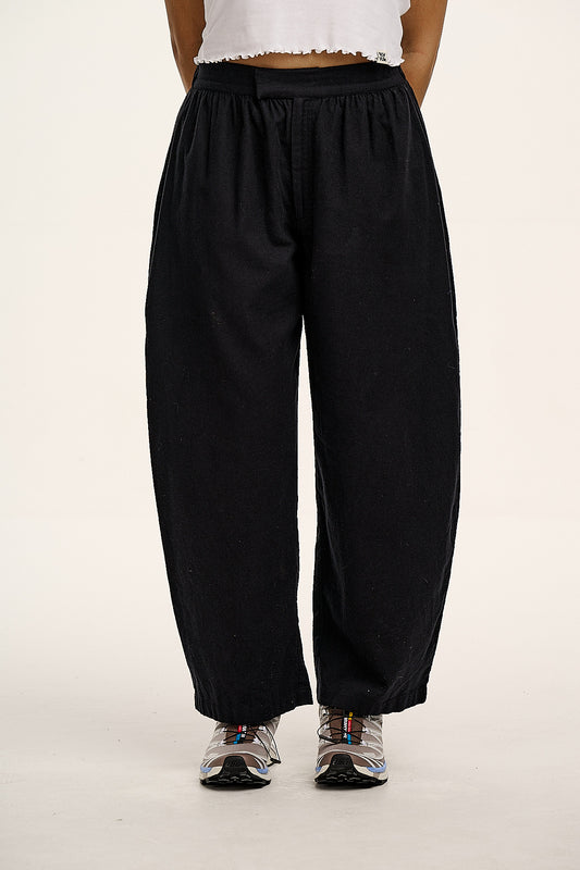 Beau - Barrel Leg Brushed Cotton Trousers in Black