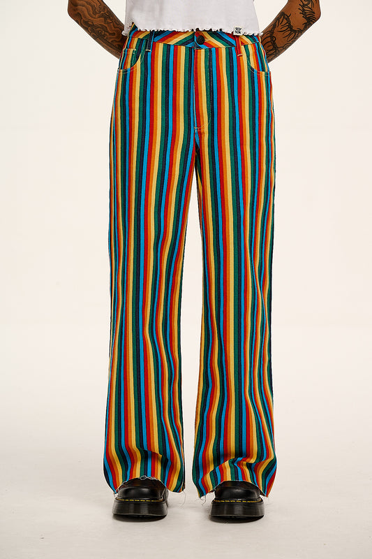 Carter - High Waisted Jeans in Rainbow Print
