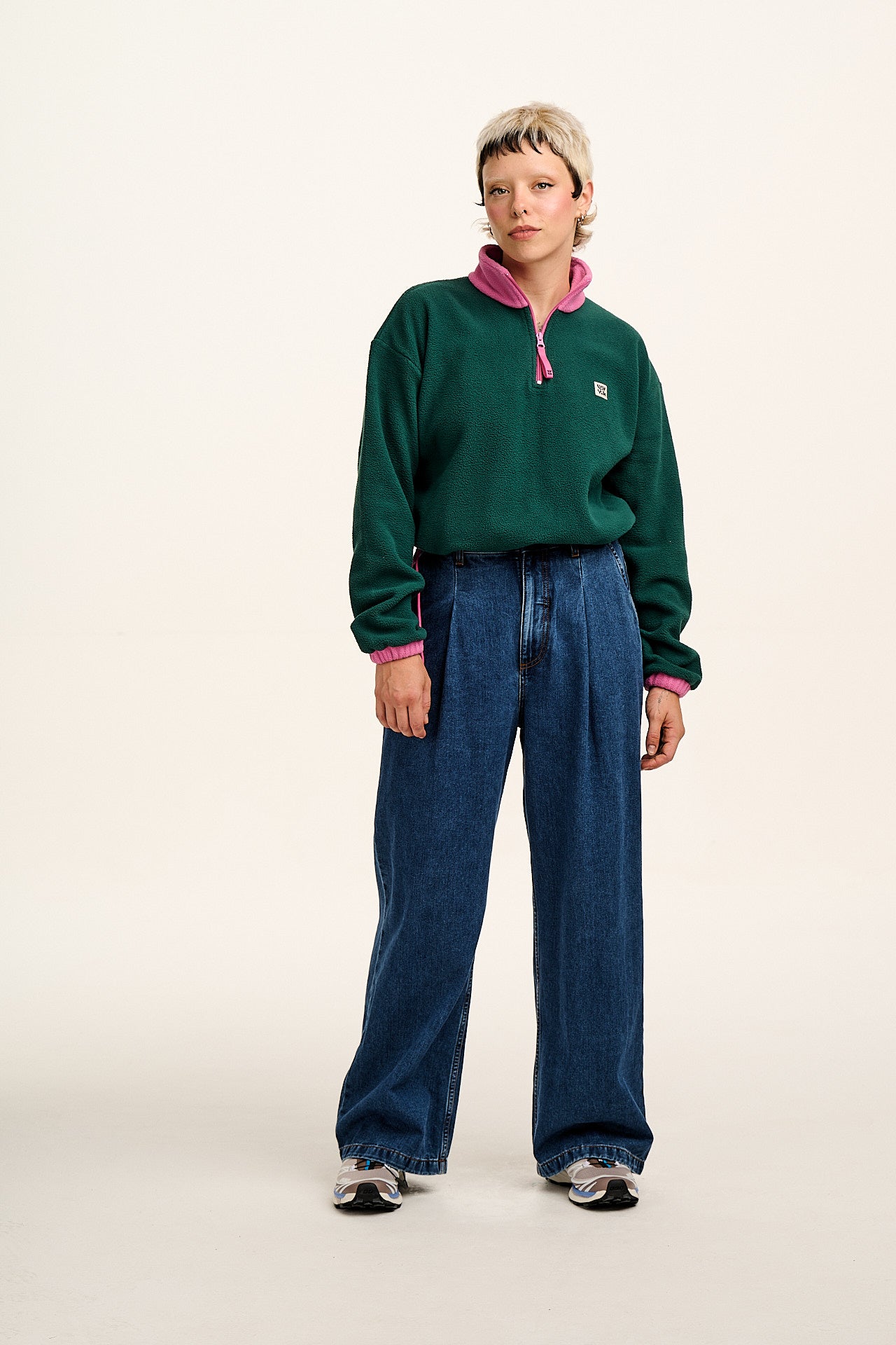 Blake - Cropped Polar Fleece in Green with Pink Contrast