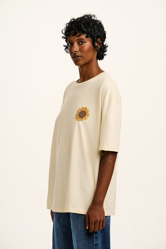Benny - Organic Cotton T-Shirt in Ecru with Logo Sunflower Print