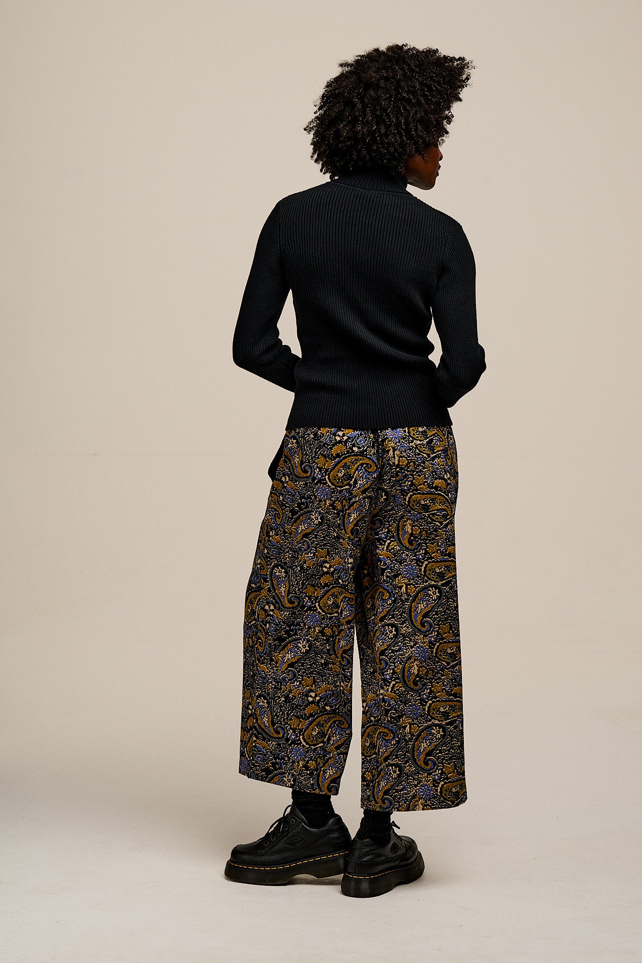 Chuck - Wide Leg Cotton Trousers in Grunge Blue Paisley Print