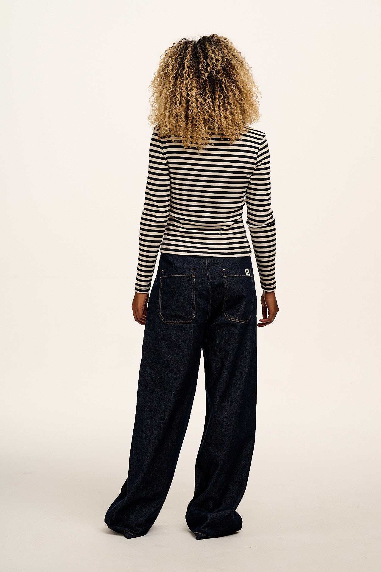 Remy - Ribbed Cotton Scoop Neck Long Sleeve T-Shirt in Black & White Stripe