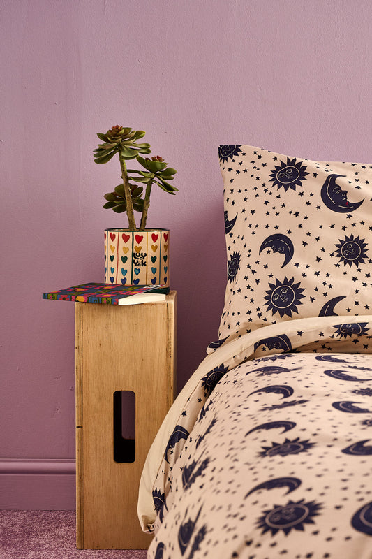 Fern - Ceramic Plant Pot in Ecru Cupid