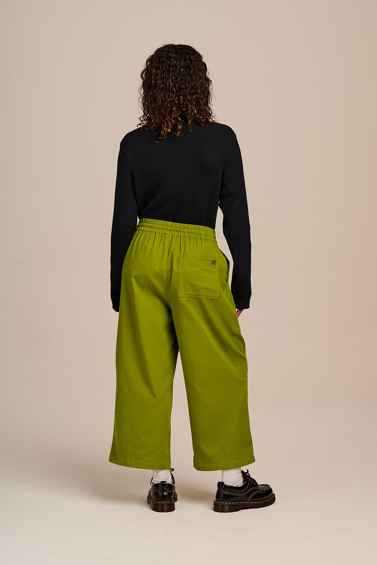 Chuck - Wide Leg Cotton Trousers in Lima Bean Green