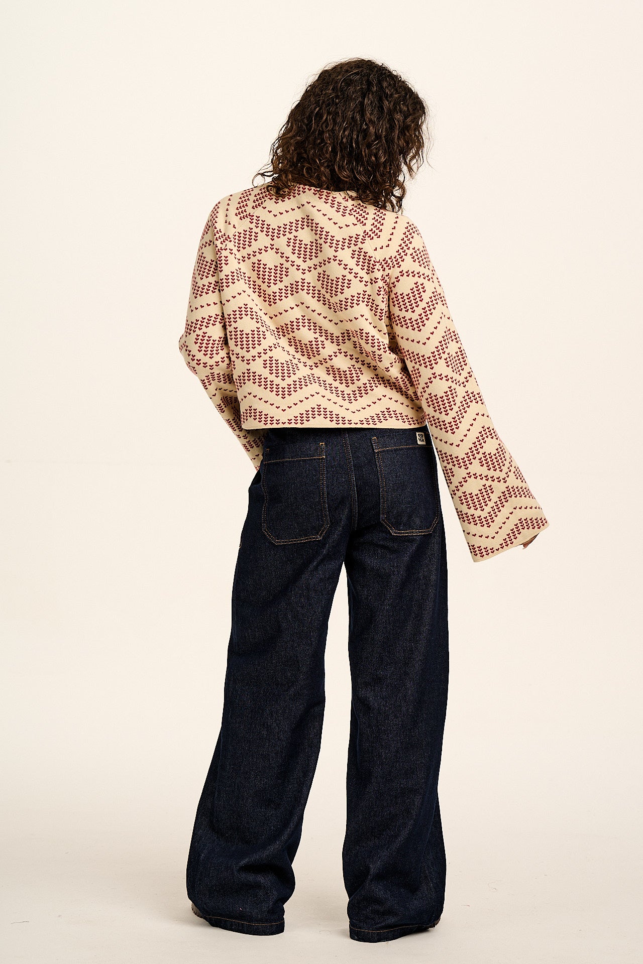 Robyn - V-Neck Cotton Cardigan in Heart Argyle