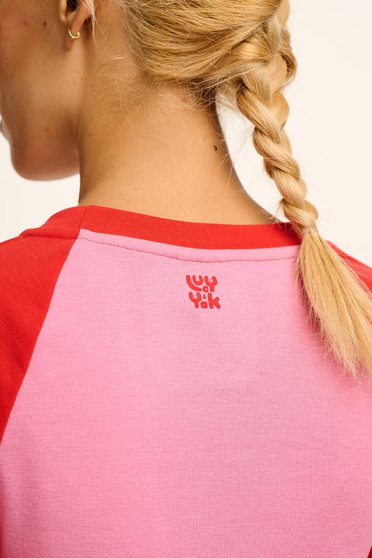 Avi - Long Sleeve Raglan T-Shirt in Pink & Red