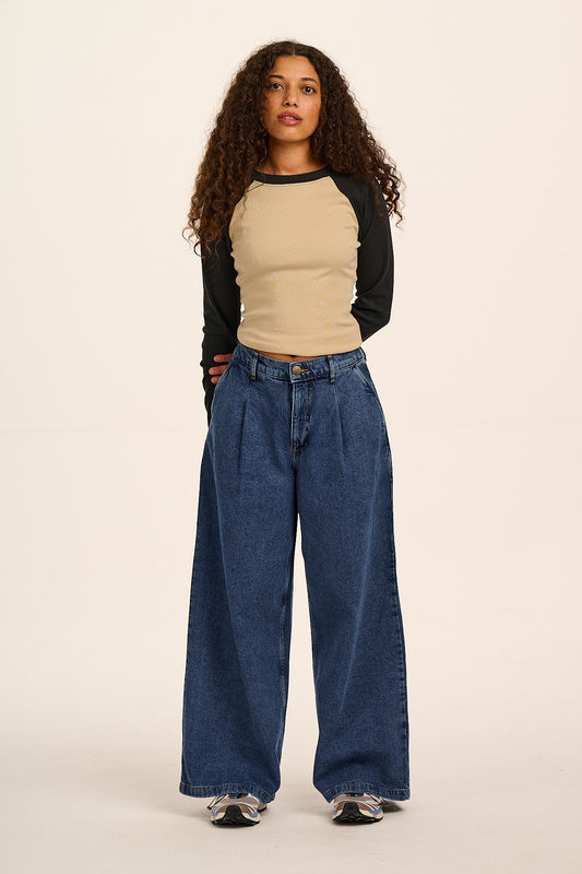 Tate - Denim Baggy Jeans in Mid Wash Blue