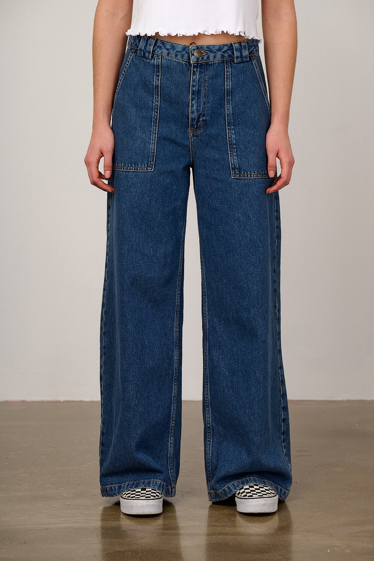 Delores - Wide Leg Denim Jeans in Mid Wash Blue – Lucy & Yak
