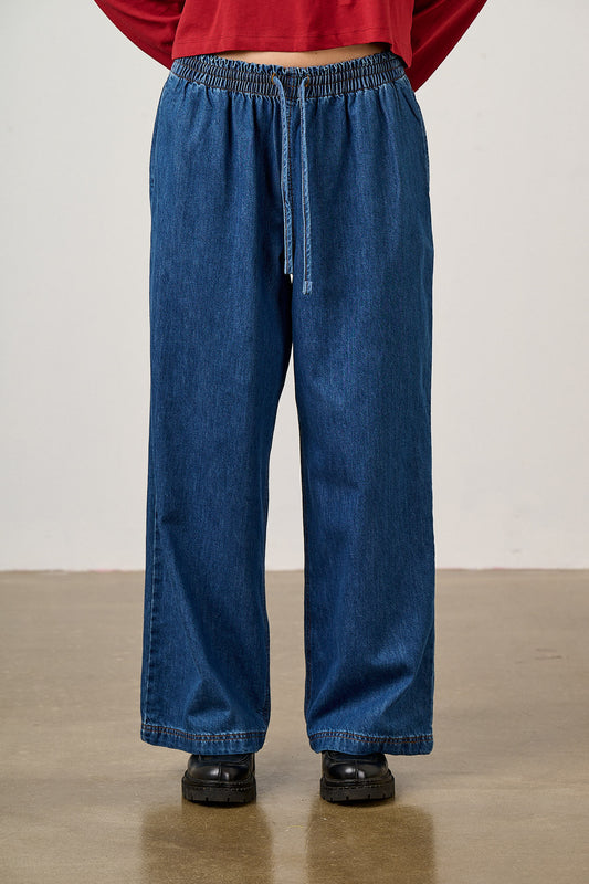 Norris - Wide Leg Cotton Jeans in Midwash Denim