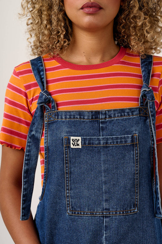 Original Shorts - Denim Dungarees Shorts in Mid Wash Blue