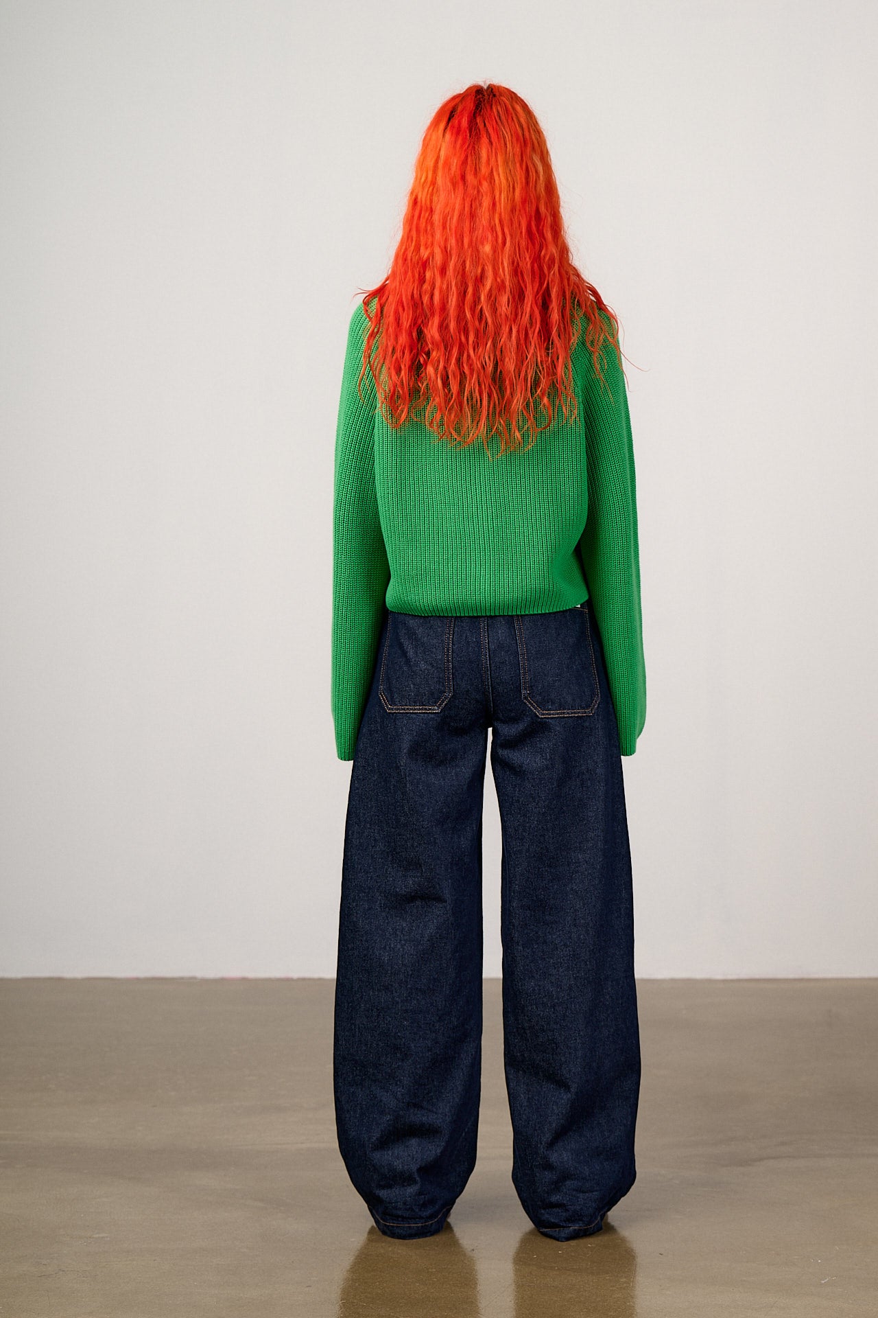 Robyn - V-Neck Cotton Cardigan in Kelly Green