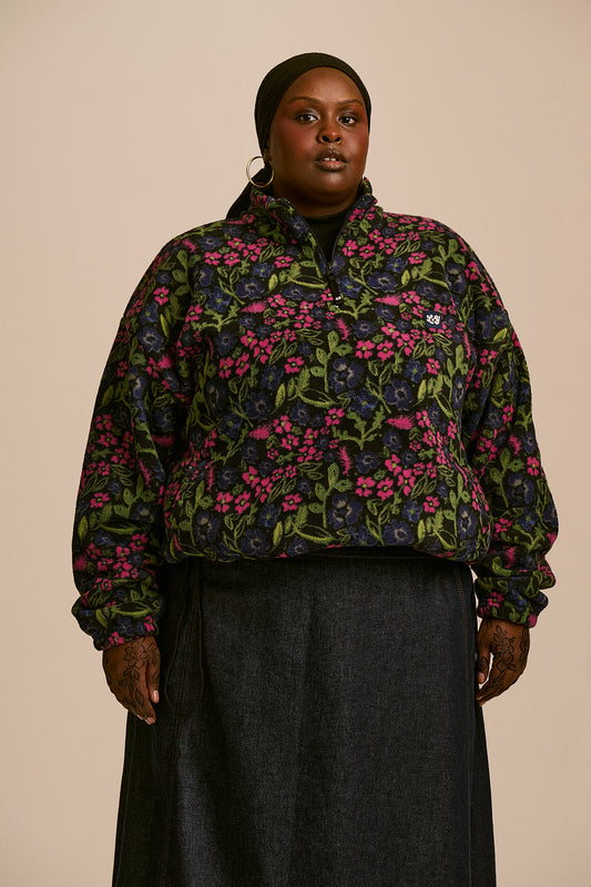 Stevie - Recycled Polyester Fleece in Ditsy Floral