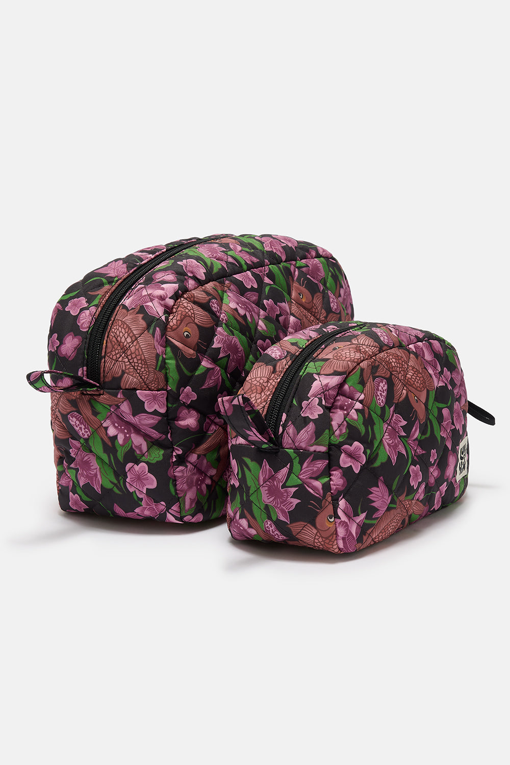 Amaliah - Washbag in Koi Print