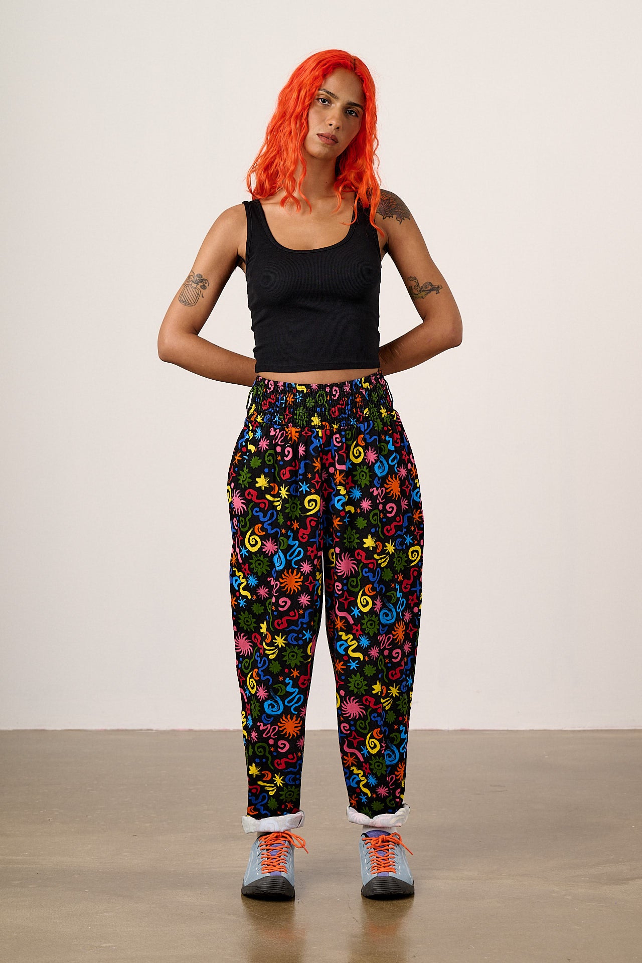Alexa - Cotton Trousers in Bright Astral Print