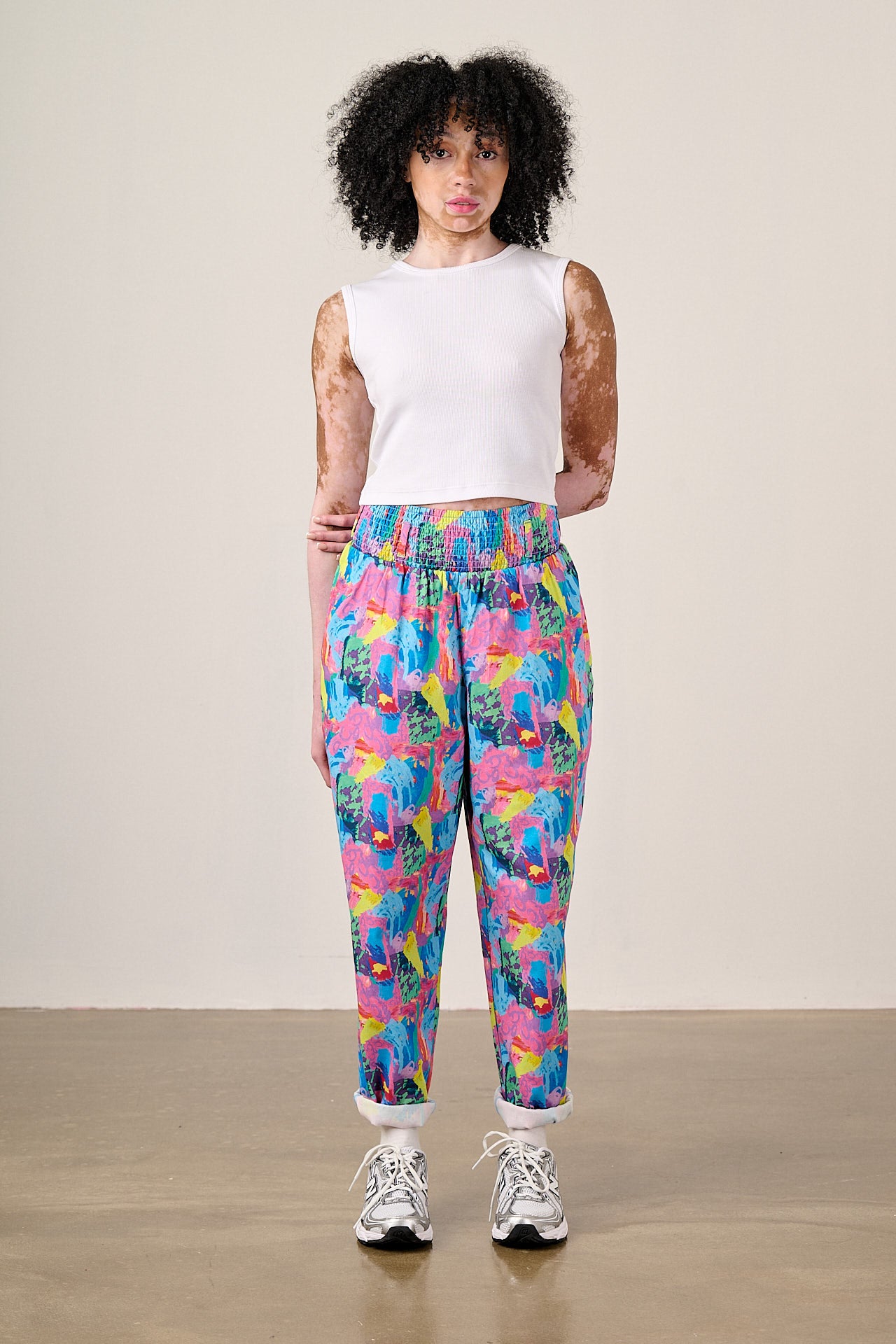 L.E Alexa - Cotton Trousers in Arthouse & Yak