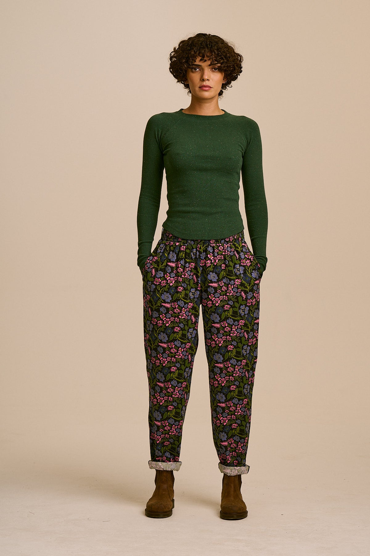 Alexa - Cotton Trousers in Grunge Ditsy Floral