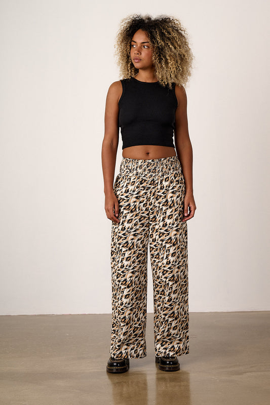 Alex - Wide Leg Cotton Trousers in Leo Refresh