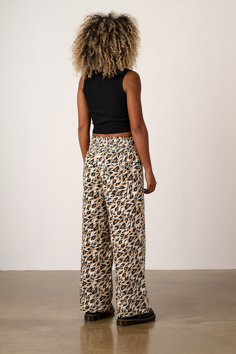 Alex - Wide Leg Cotton Trouser in Leo Swirl