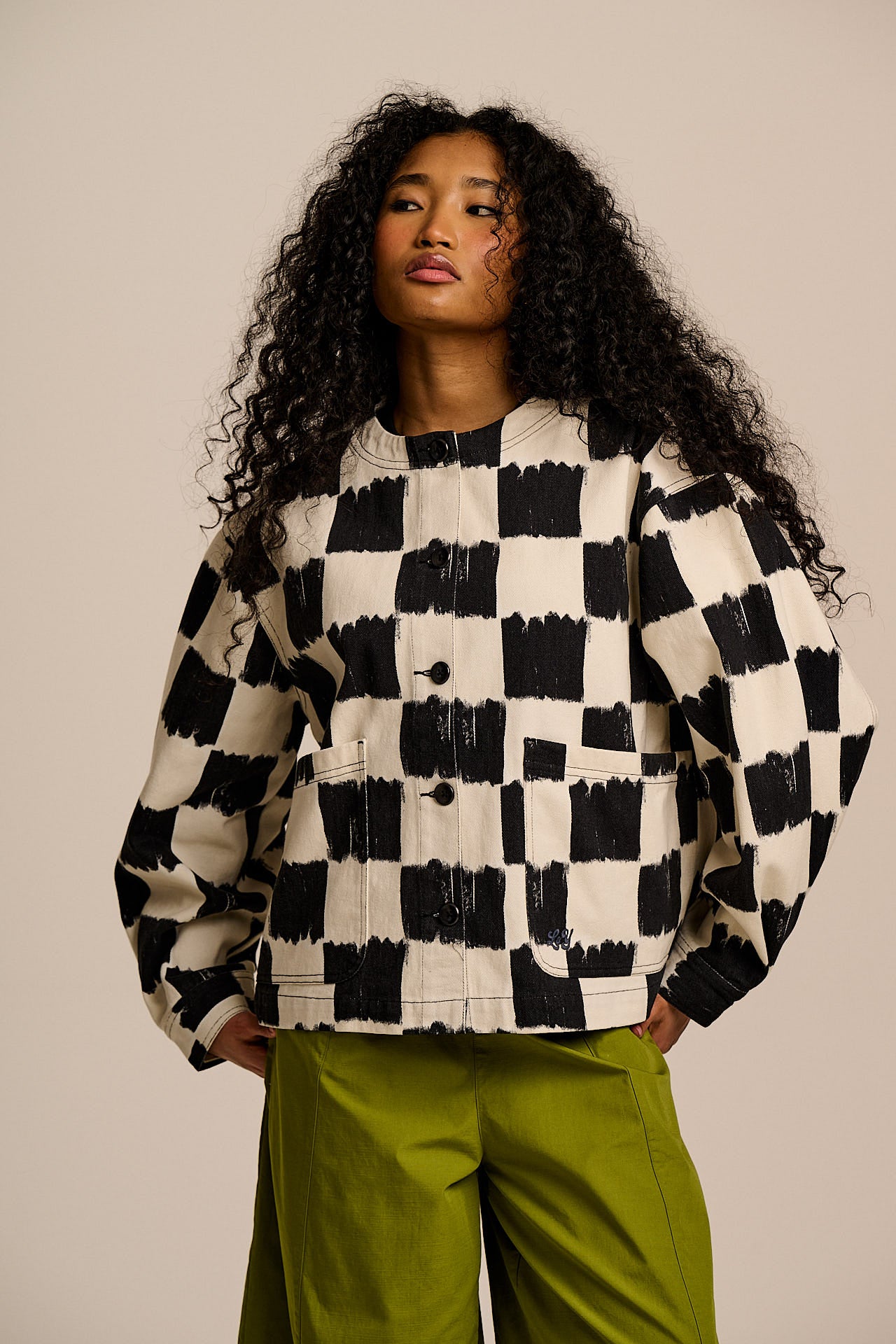 Amarante Collarless Cotton Jacket & Ecru Blurred Checkerboard