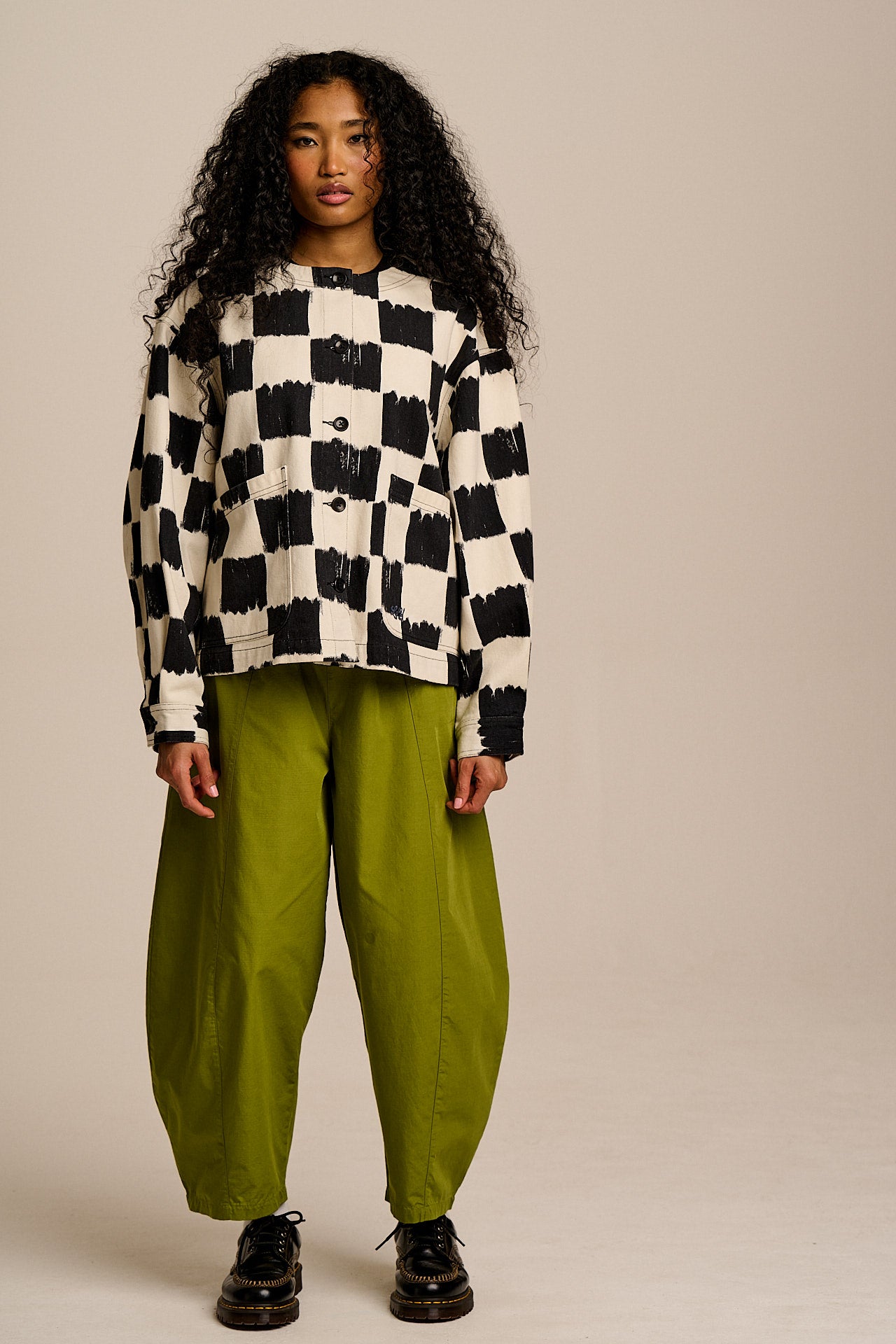 Amarante - Collarless Cotton Jacket in Black & Ecru Blurred Checkerboard