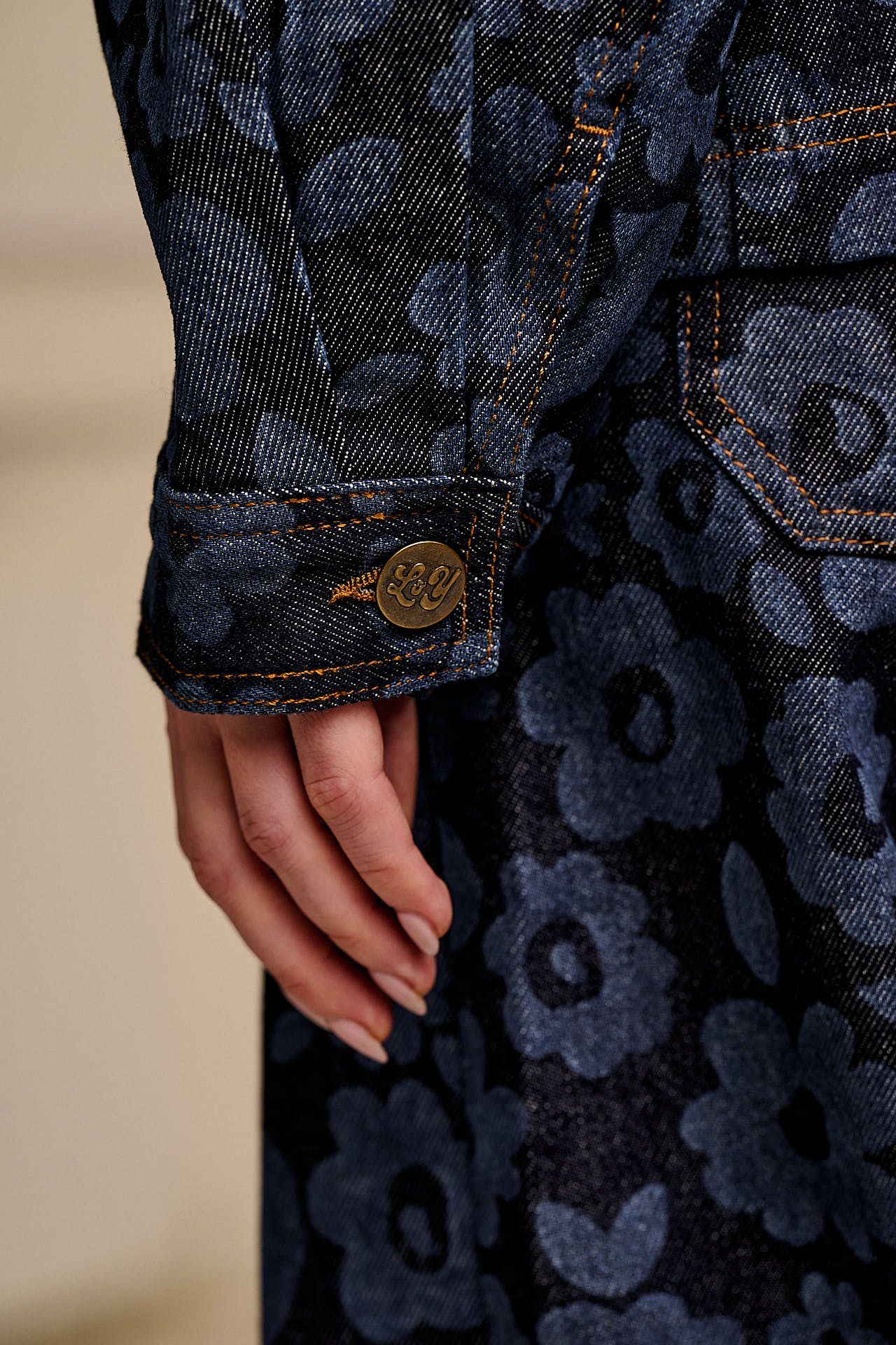 Amarante - Collarless Denim Collarless Jacket in Vida Floral