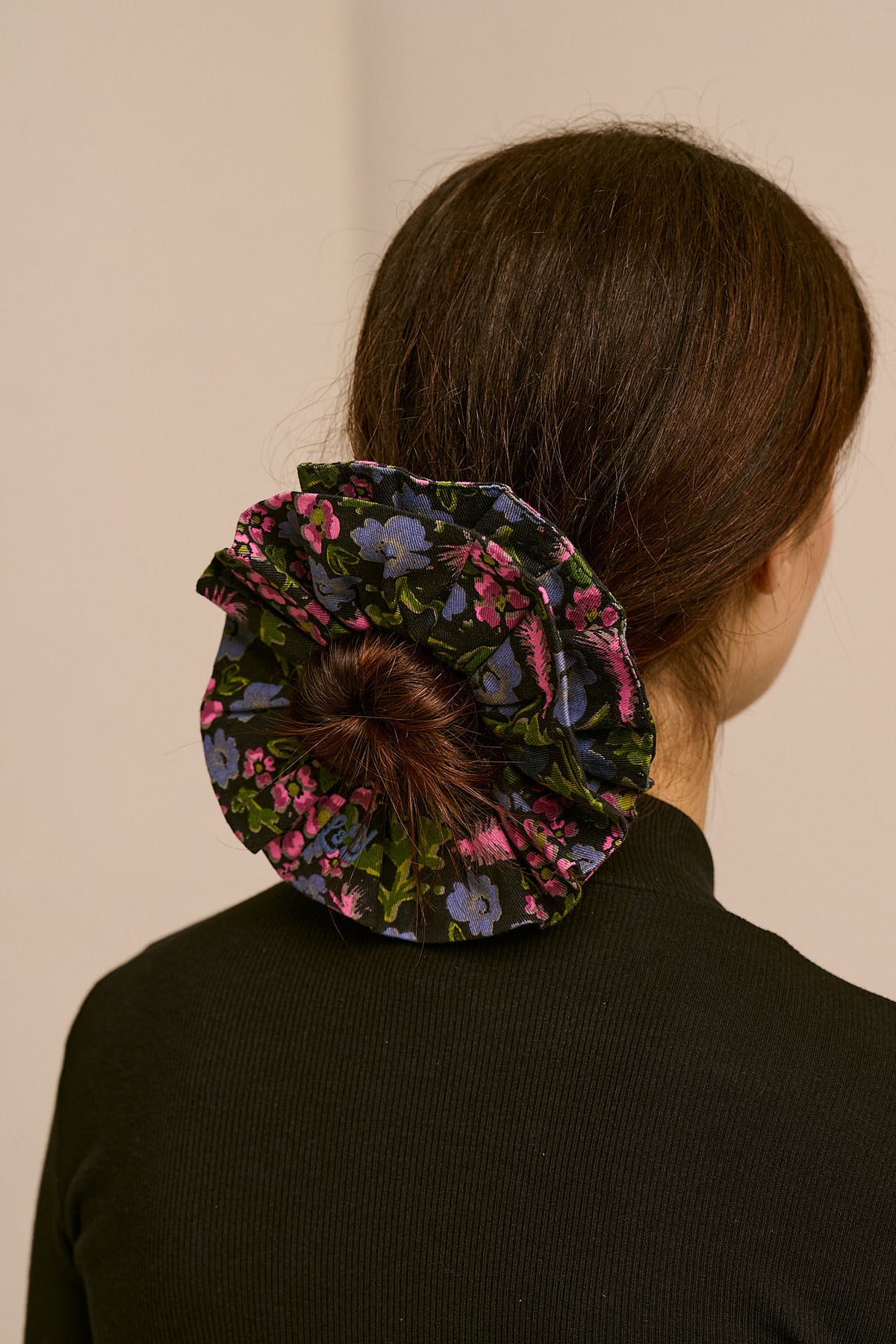 Anya Double Layer Scrunchie - Organic Cotton Twill in Grunge Ditsy Floral