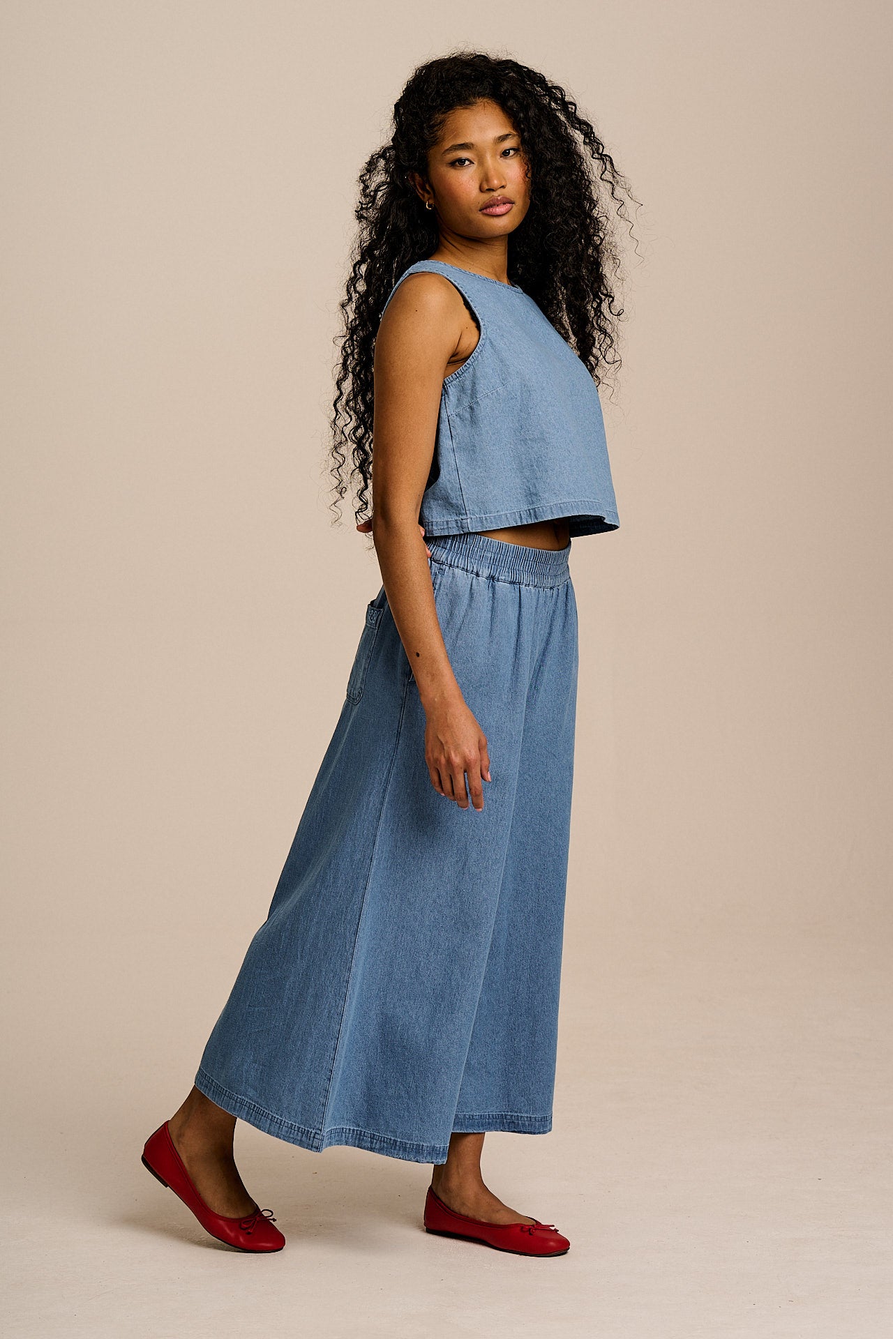 Chase - Lightweight Denim Culotte Trousers in Lightwash