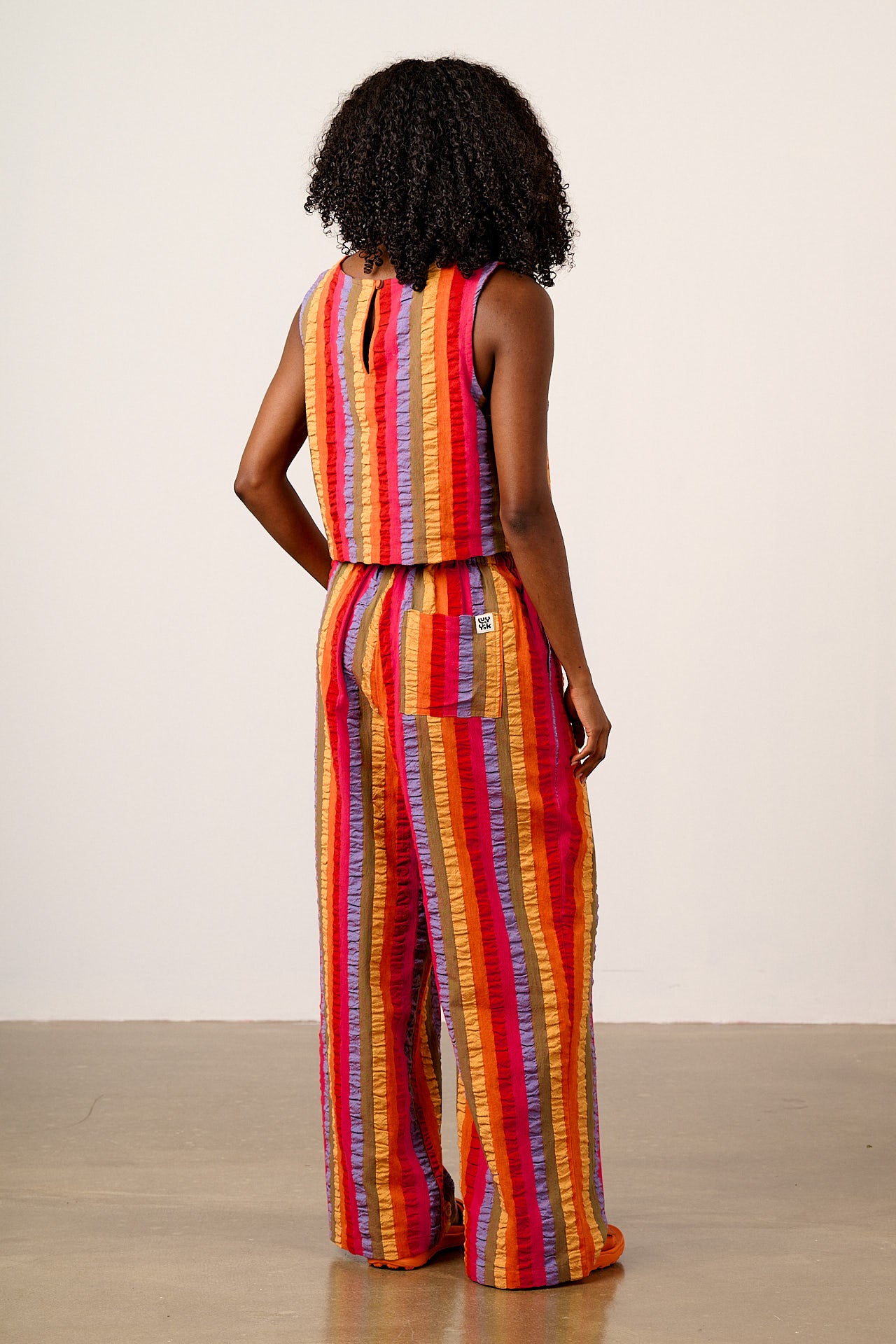 Arden - Cotton Shell Top in Wide Rainbow Stripe