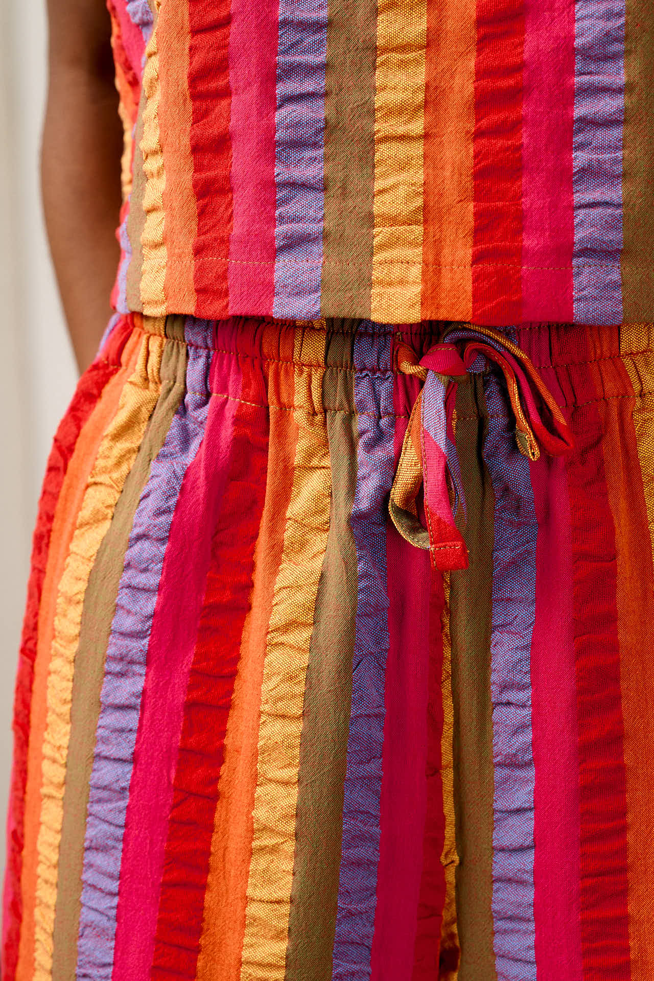 Norris - Wide Leg Cotton Trousers in Wide Rainbow Stripe